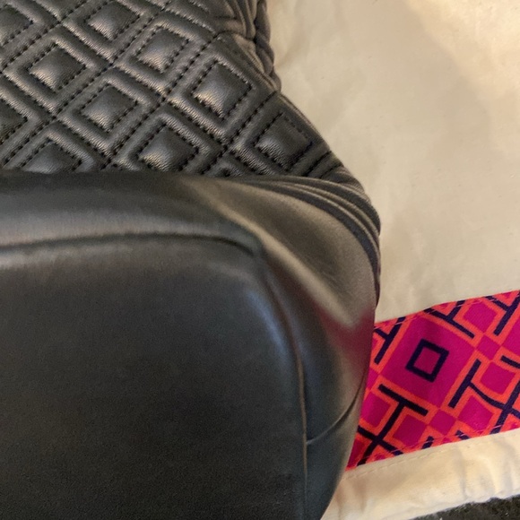 Tory Burch Fleming Tote Black Leather Zip Top Convertible Double Single Handles - Picture 13 of 16